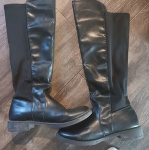 Ladies boots
